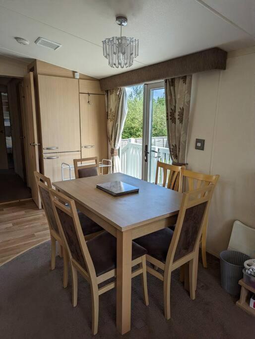 6 Berth Holiday Home On Ocean Edge Near Morecambe Heysham Exterior photo
